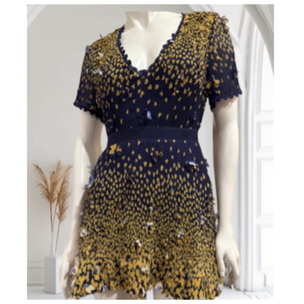 FOXIEDOX 3D BUTTERFLY APPLIQUÉ MINI DRESS SIZE XSMALL